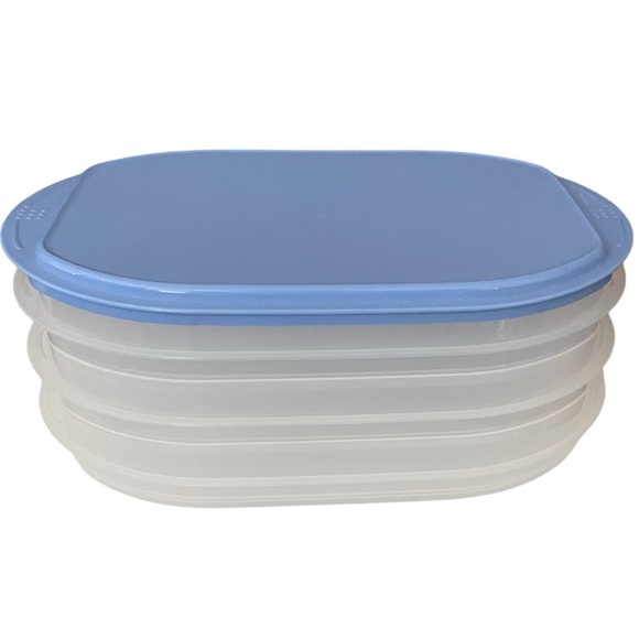Vintage Tupperware Stackable Fridge Deli Keeper Meat Cheese Sheer Blue - Picture 1 of 3